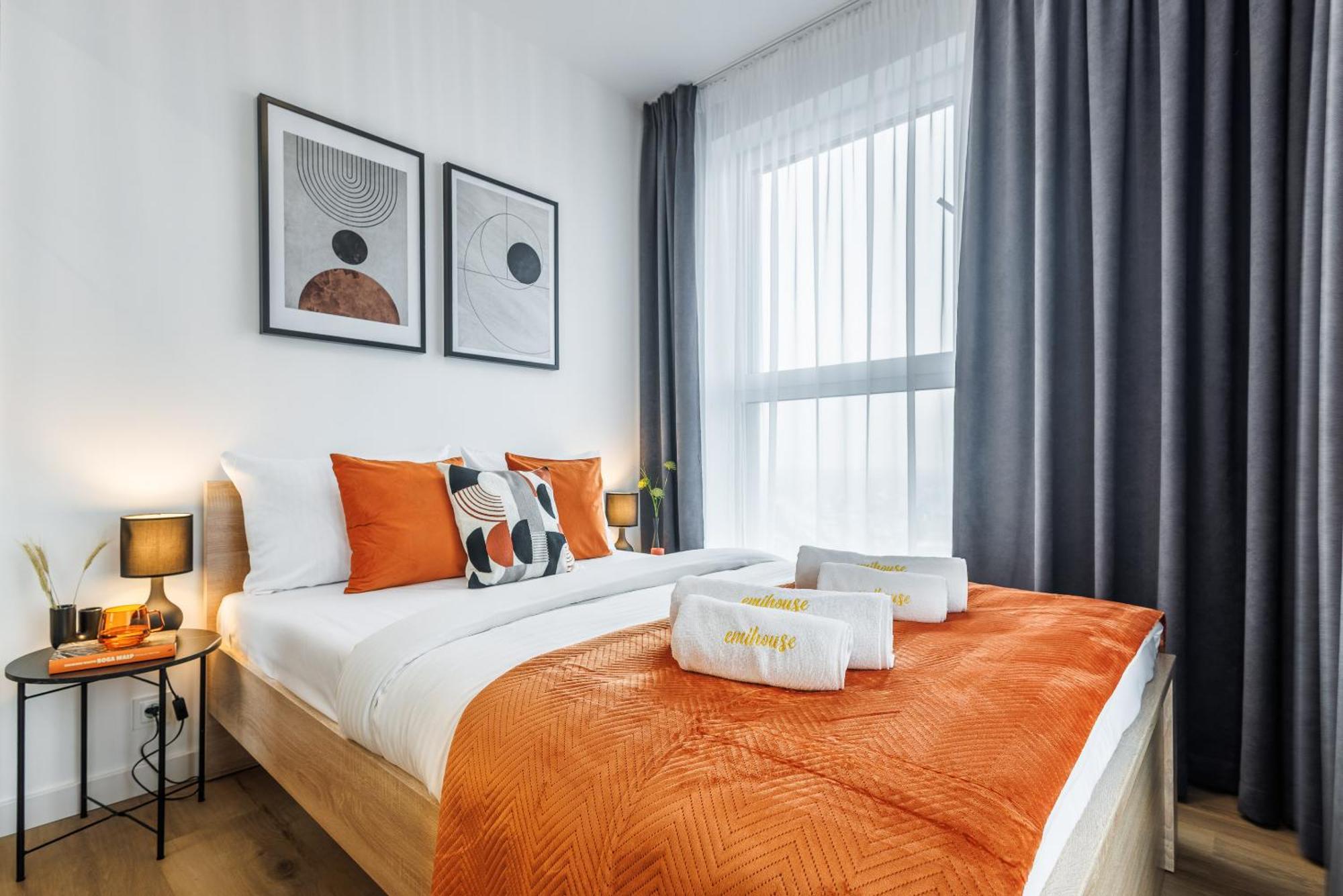 Emihouse Krakovska Apartments Жешув Экстерьер фото