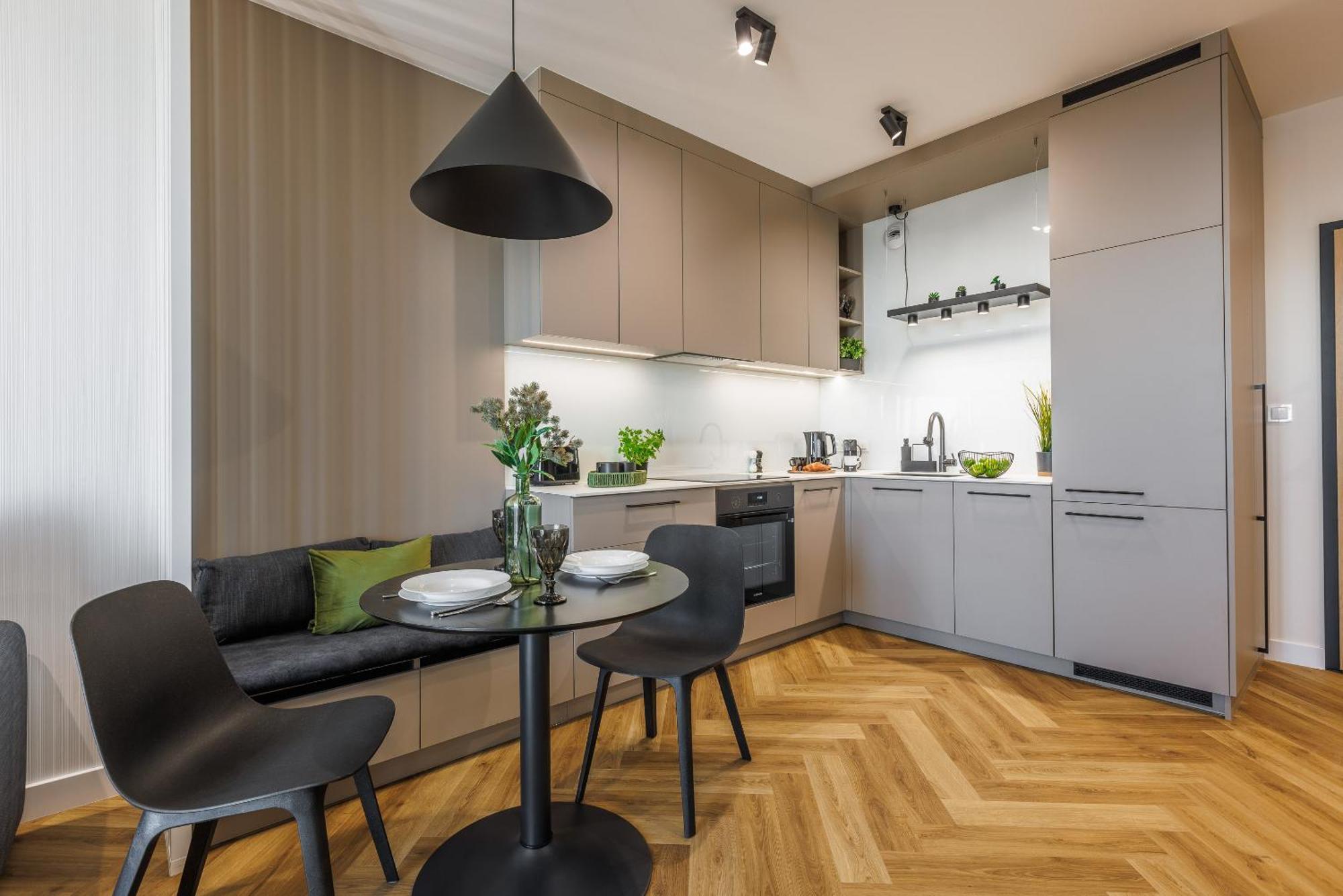 Emihouse Krakovska Apartments Жешув Экстерьер фото